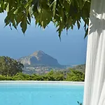 Vista Mare Con Piscina Privata A